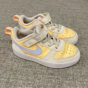 Nike Kids Yellow and Cream Sneakers size 9c GUC/play for regular wear
